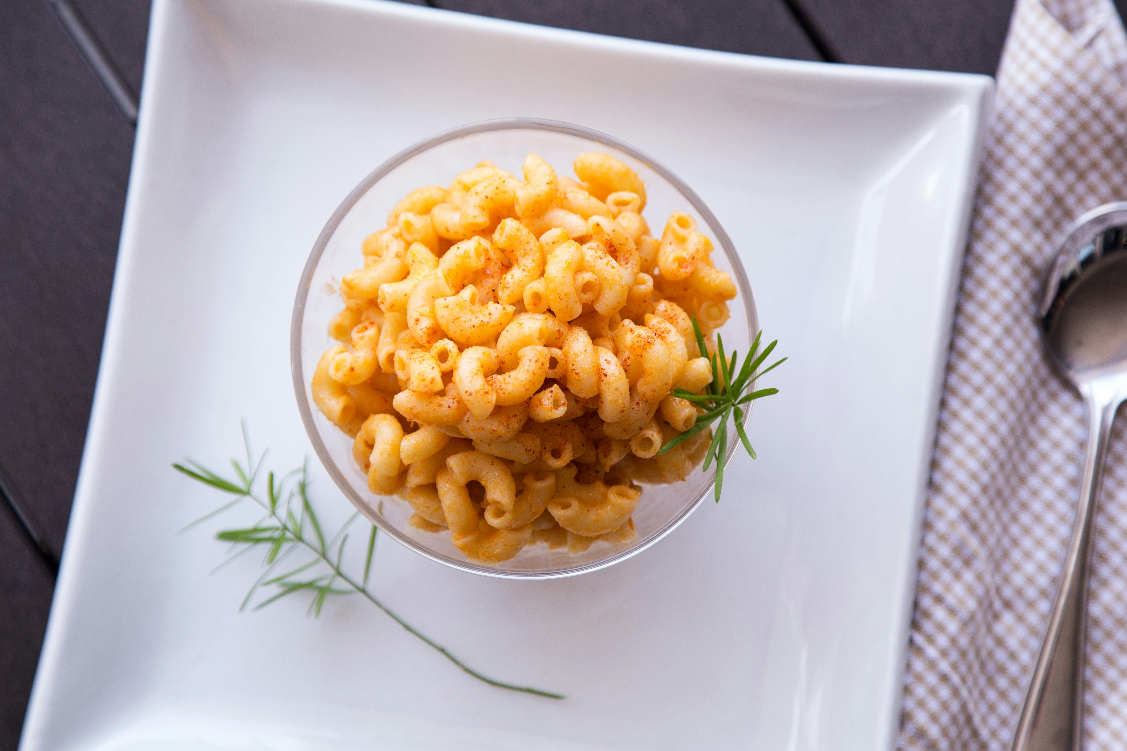 Macaroni and Cheese served on a bowl.
